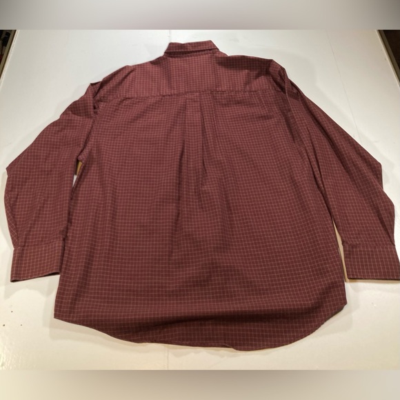 Men’s Van Heusen Button Up Shirt, Cotton, size XL 17-17.5, Maroon and Tan - Picture 4 of 4